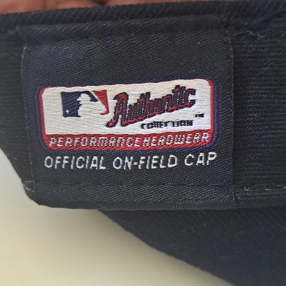 MLB New Era New York Yankkes Classic Baseball Hat size 7 1/4